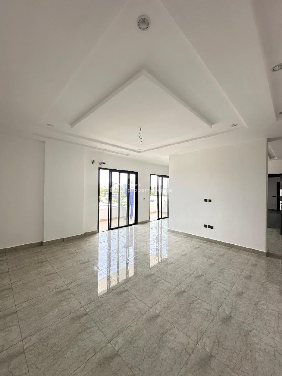 Luxuriously Built 4 Bedroom Apartment Plus Pool, Gym, Car Park Garage, Banana Island, Ikoyi, Lagos, Block of Flats for Sale