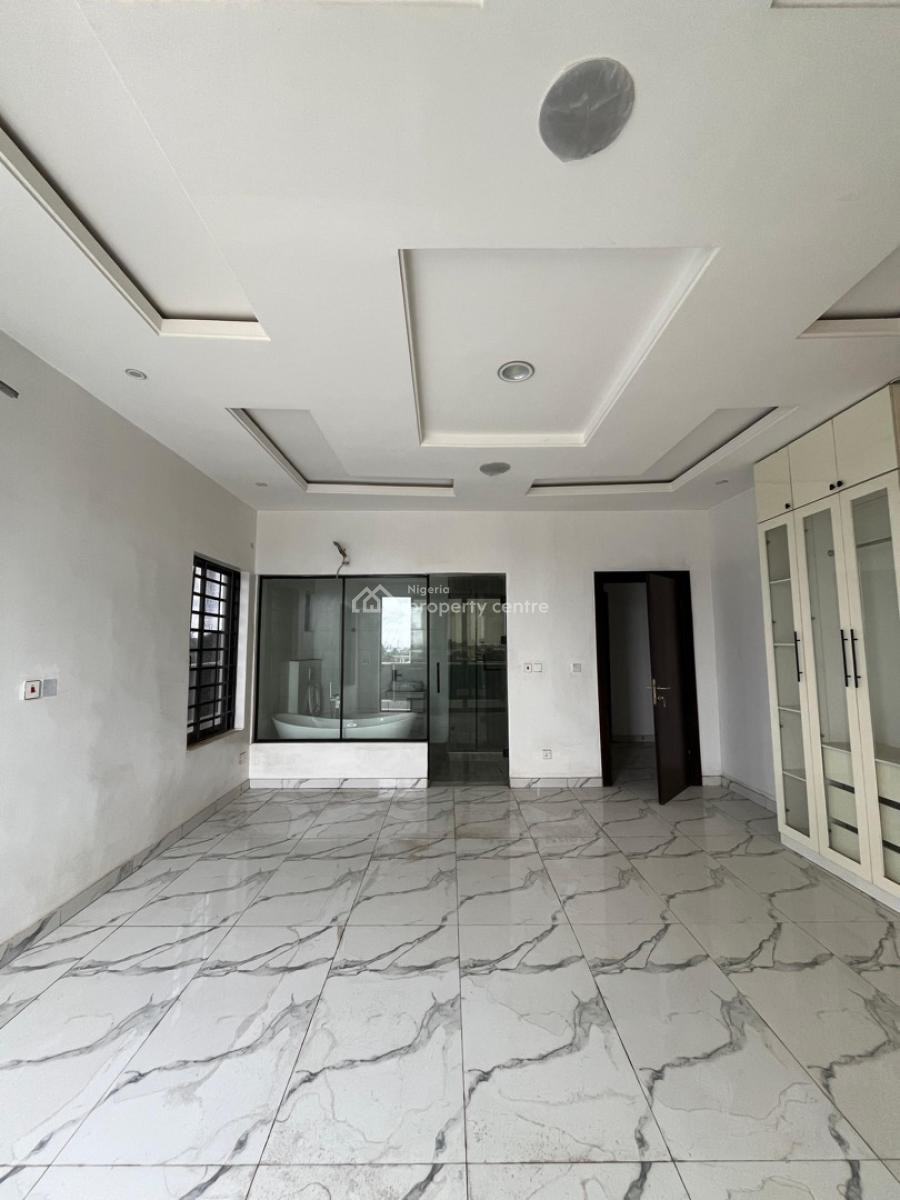 Spaciously Built 4 Bedroom Penthouse with Elevator and a Communal Pool, Ikeja Gra, Ikeja, Lagos, House for Sale