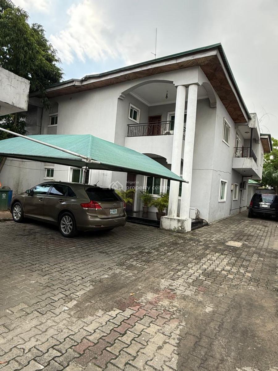 5 Bedroom Semi Detached House with 2 Rooms Service Quarters, Along Adebayo Doherty Road, Lekki Phase 1, Lekki, Lagos, Semi-detached Bungalow for Rent
