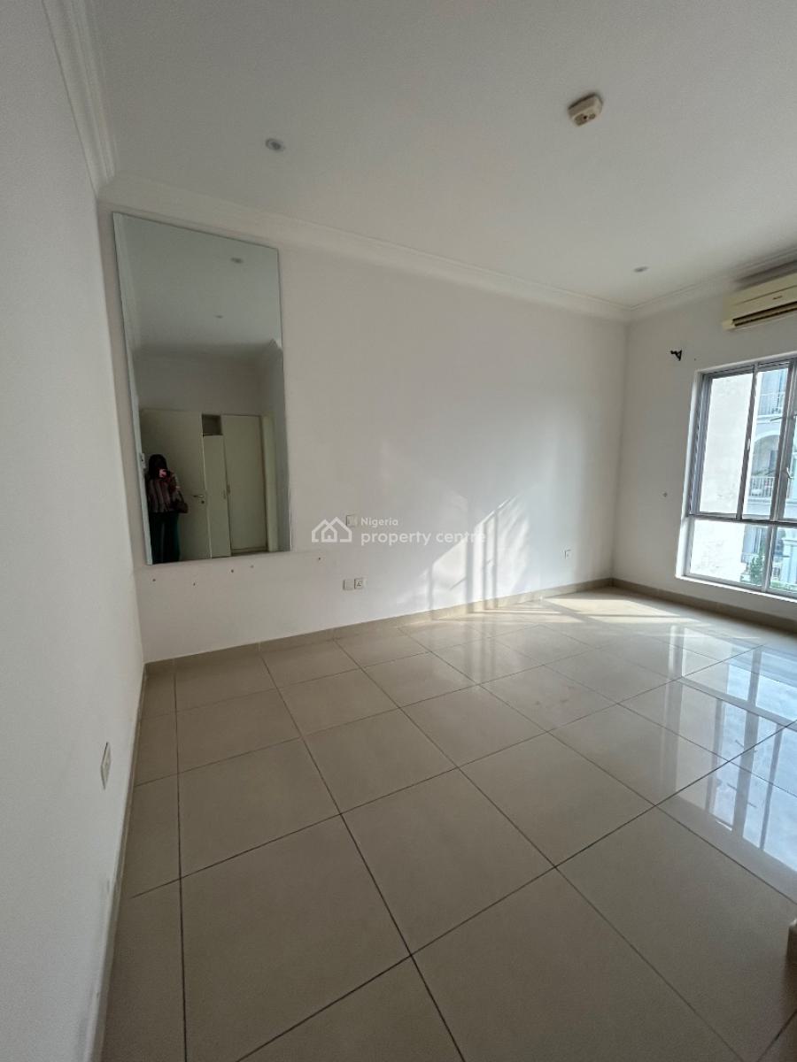 25 Units of Luxury Flats, Banana Island, Ikoyi, Lagos, Block of Flats for Sale