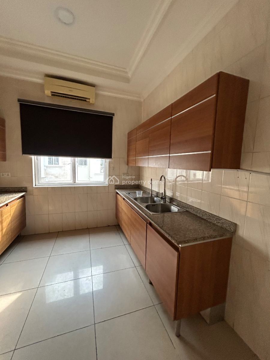 25 Units of Luxury Flats, Banana Island, Ikoyi, Lagos, Block of Flats for Sale