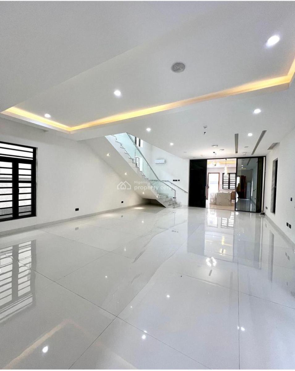 Newly Built 5 Bedroom Duplex in a Good Location, Lekki Phase 1, Lekki, Lagos, Detached Duplex for Sale