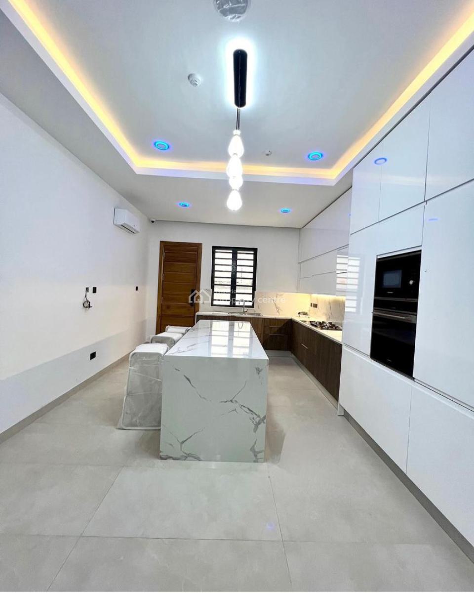 Newly Built 5 Bedroom Duplex in a Good Location, Lekki Phase 1, Lekki, Lagos, Detached Duplex for Sale