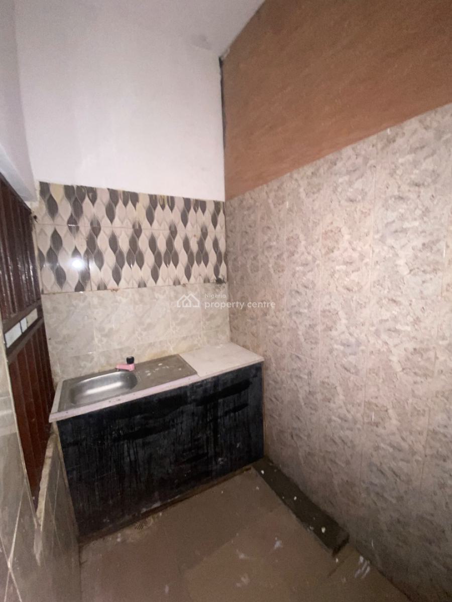 Very Spacious Mini Flat and Painted, Oworonshoki, Shomolu, Lagos, Mini Flat (room and Parlour) for Rent