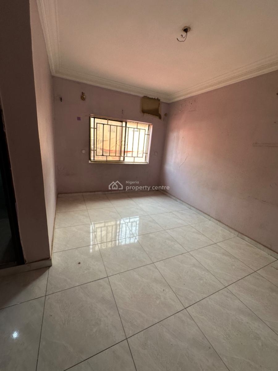 a Standard Self Contain Apartment in a Decent Environment, 6th Avenue, Gwarinpa, Abuja, Self Contain (single Rooms) for Rent