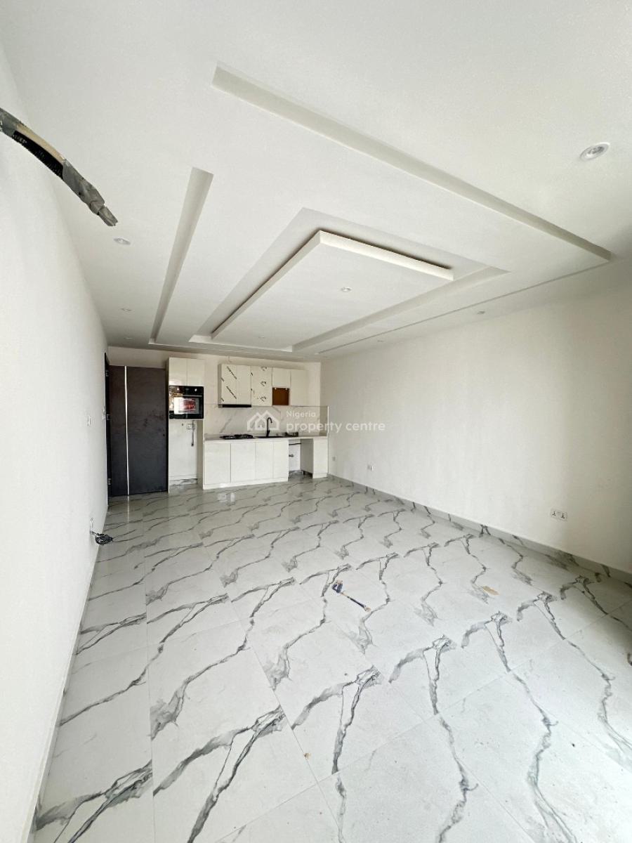 Spacious 2 Bedroom Apartment with Elevator, Pool and Gym, Lekki Phase 1, Lekki, Lagos, Flat / Apartment for Sale
