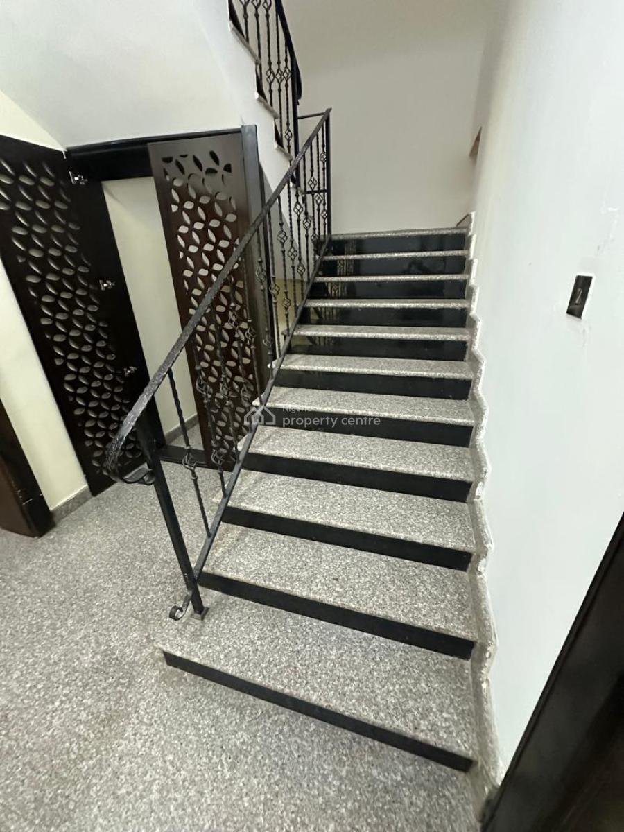 Well Finish 4 Bedroom Terrace Duplex with Bq, Maitama District, Abuja, Terraced Duplex for Sale