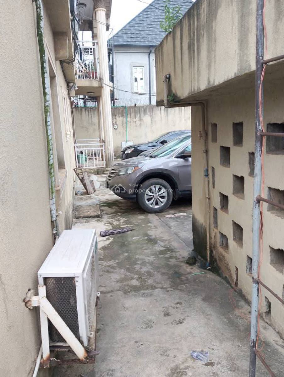 Modern Block of 6 Flats, Off Okunola Road, Egbeda, Alimosho, Lagos, Block of Flats for Sale