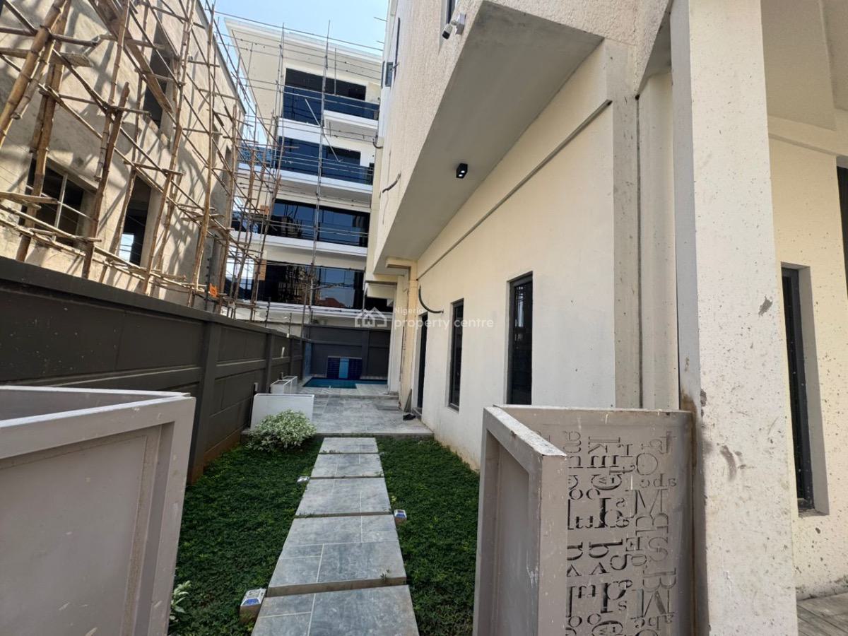 Wonderfully Finished 5 Bedrooms Fully Detached House with Bq, Off Queens Drive, Old Ikoyi, Ikoyi, Lagos, Detached Duplex for Sale