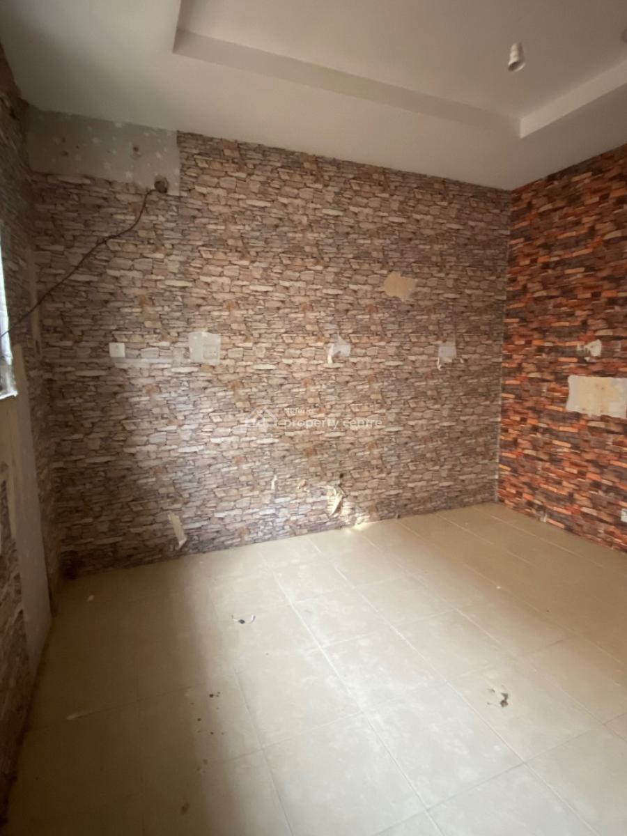 Lovely Self Contained, Chevron Drive, Lekki, Lagos, Self Contain (single Rooms) for Rent
