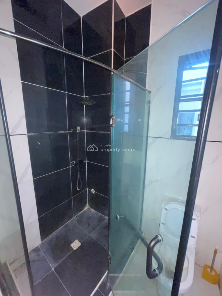 Luxury and Fully Serviced Single Bedroom Apartment (upstairs), Tnt Gardens Orchid Road, Lekki Expressway, Lekki, Lagos, Self Contain (single Rooms) for Rent