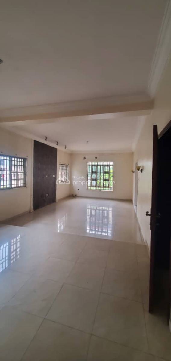 4 Bedroom Detached House + Bq Within a Secured Private Estate., Lekki Phase 1, Lekki, Lagos, Detached Duplex for Rent