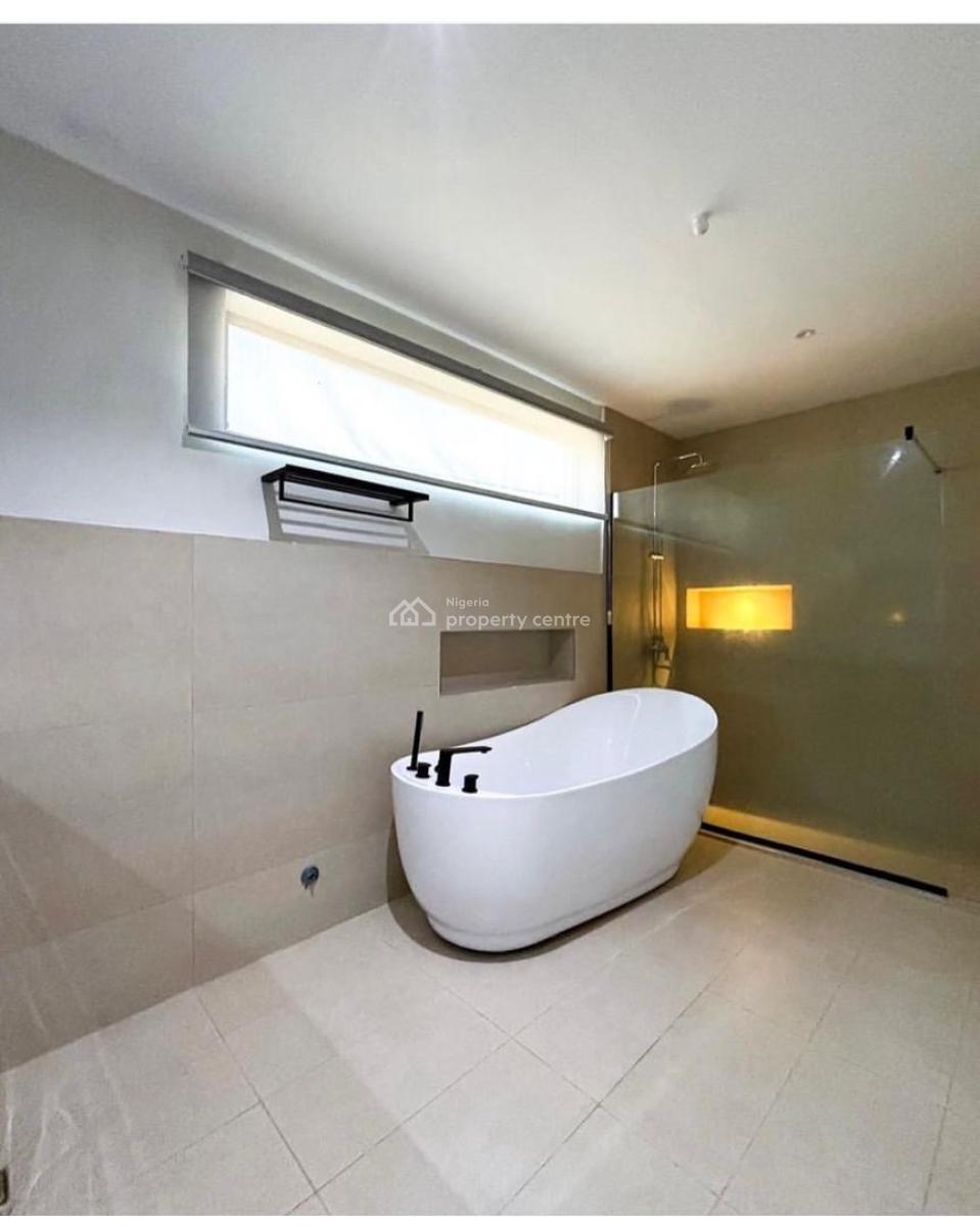Beautifully Built 5 Bedroom Duplex with a Pool and Bq, Lekki Phase 1, Lekki, Lagos, House for Sale