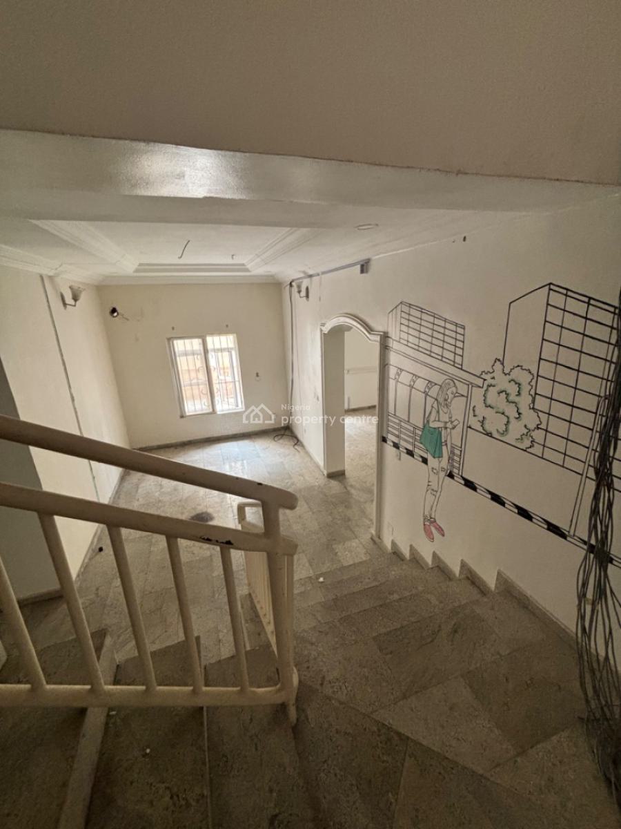 Self Serviced 4 Bed Semi Detached Duplex with Bq, Lekki Phase 1, Lekki, Lagos, Semi-detached Duplex for Rent