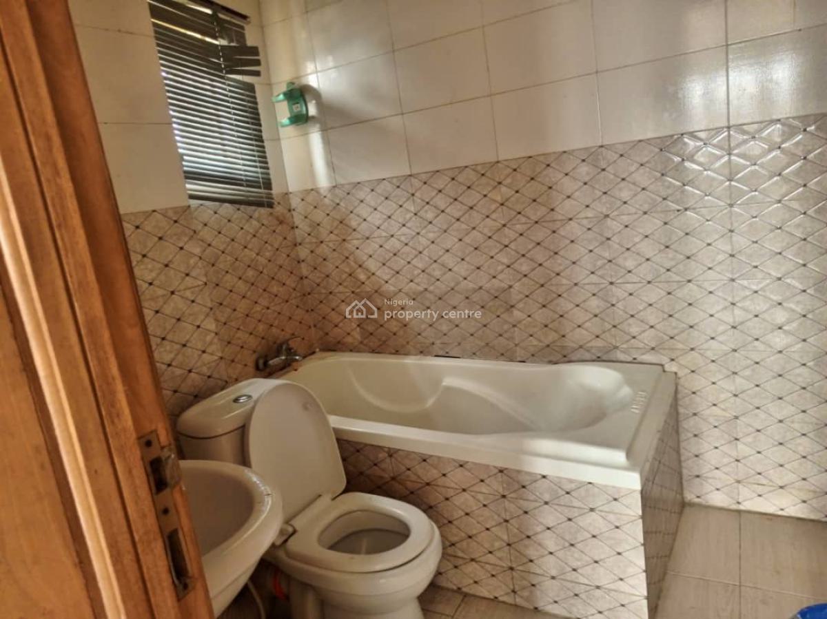 2 Bedroom Flat (upstairs), Idado, Lekki, Lagos, Flat / Apartment for Rent
