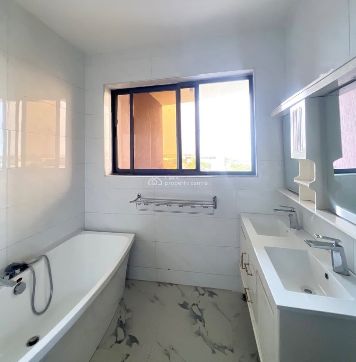 Magnificent 4 Bedrooms Maisonette, Now Available, Banana Island, Ikoyi, Lagos, Terraced Duplex for Rent