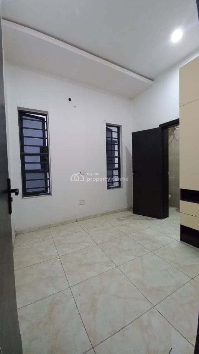 Sharp Room and Parlour/ Mini Flat, Fully Serviced Estate, Orchid Road, Lekki, Lagos, Mini Flat (room and Parlour) for Rent