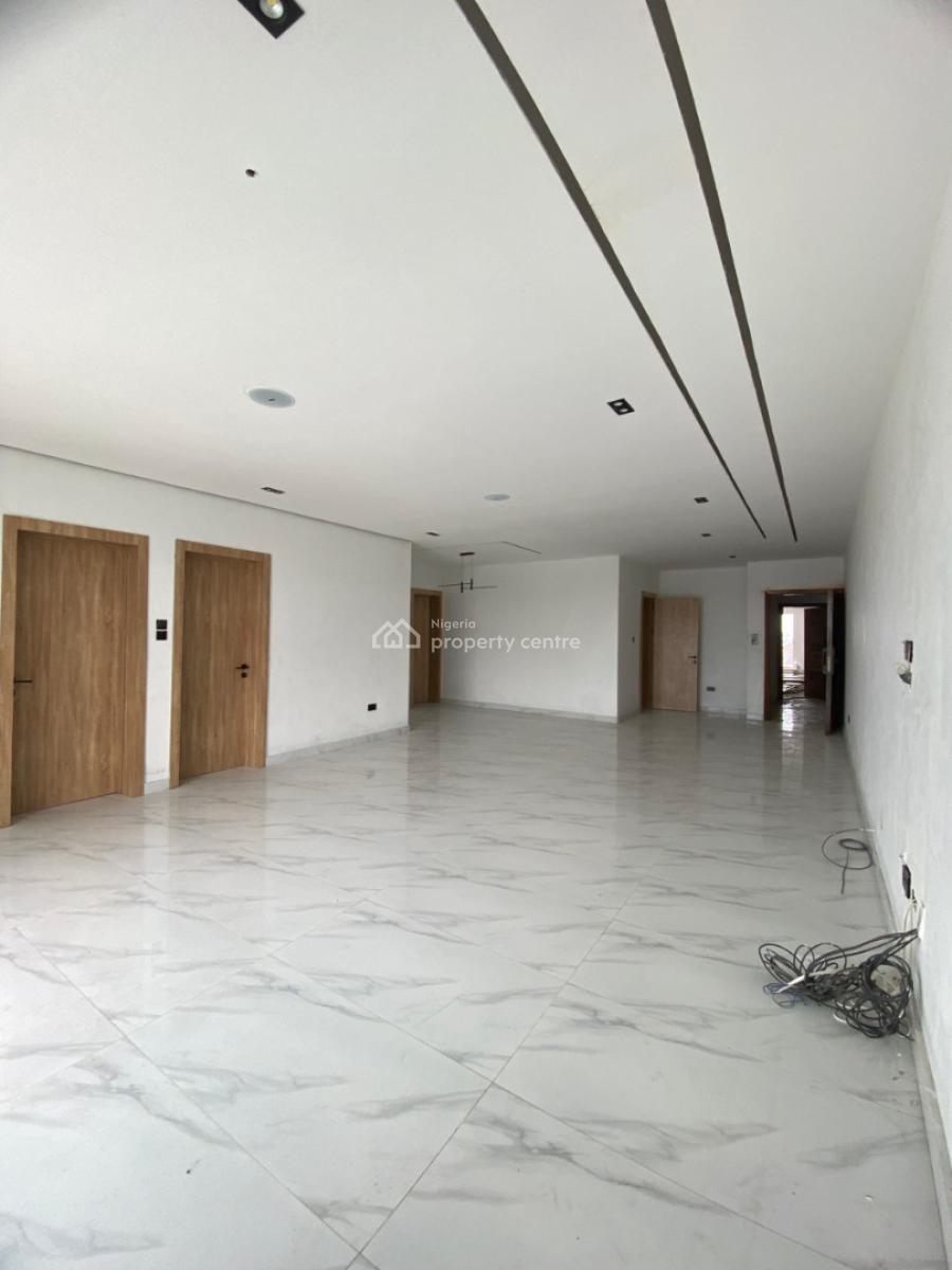 Fully Serviced Spacious 2 Bedroom Apartment with Bq, Freedom Way, Lekki Phase 1, Lekki, Lagos, Flat / Apartment for Sale