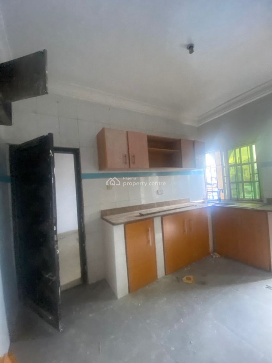 Spacious Single Room Selfcon, Shared Apartment. in an Estate, Sangotedo, Sangotedo, Ajah, Lagos, Self Contain (single Rooms) for Rent