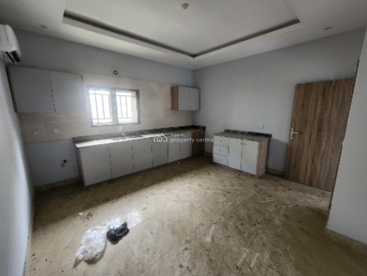 16 Units of 2 Bedroom Apartment + 4 Units of 1 Bedroom Apartment , 4bq, Lekki Phase 1, Lekki, Lagos, Flat / Apartment for Rent