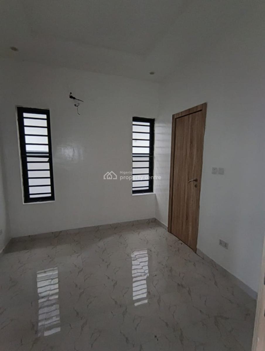 4 Bedroom + Bq. Fully Detached, Self Compound and Two Balconies, Ilasan Ikate Lekki, Lekki, Lagos, Detached Duplex for Rent