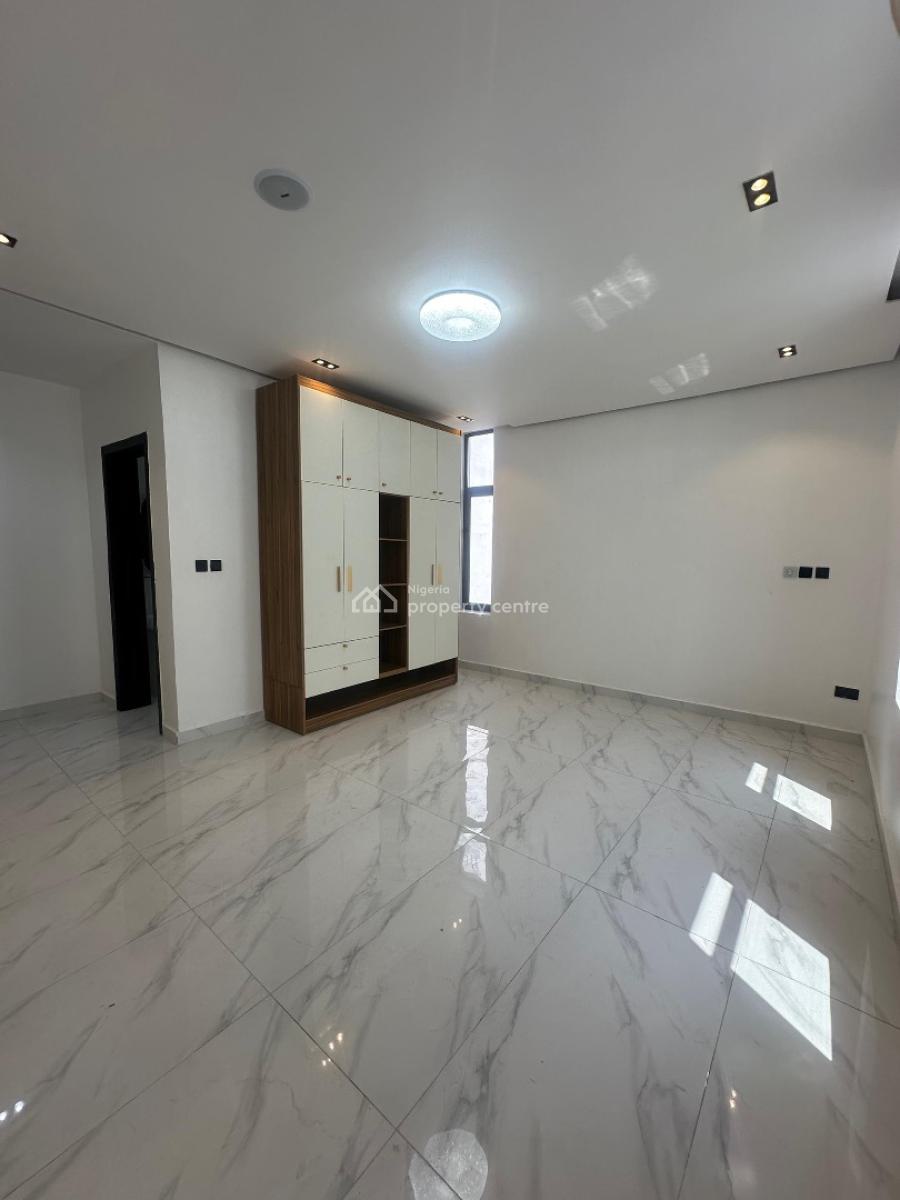 Refined Comfort: Smart 5-bedroom Semi-detached Duplex with Bq, Ikate, Lekki, Lagos, Semi-detached Duplex for Sale