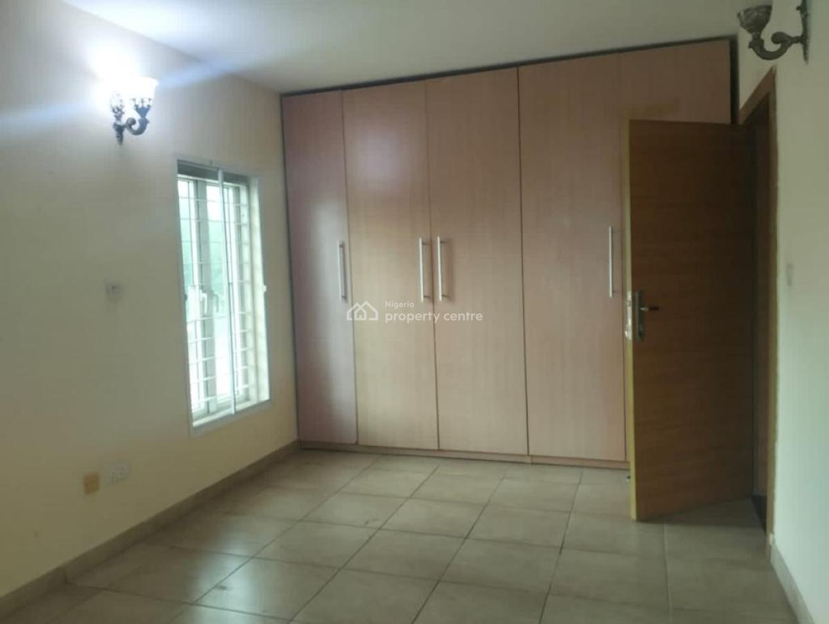 3-bedroom Flat with Bq,on The 6th Floor with a Swimming Pool & Gym, Ancestor Court, Bourdillon Road, Old Ikoyi, Ikoyi, Lagos, Flat / Apartment for Rent