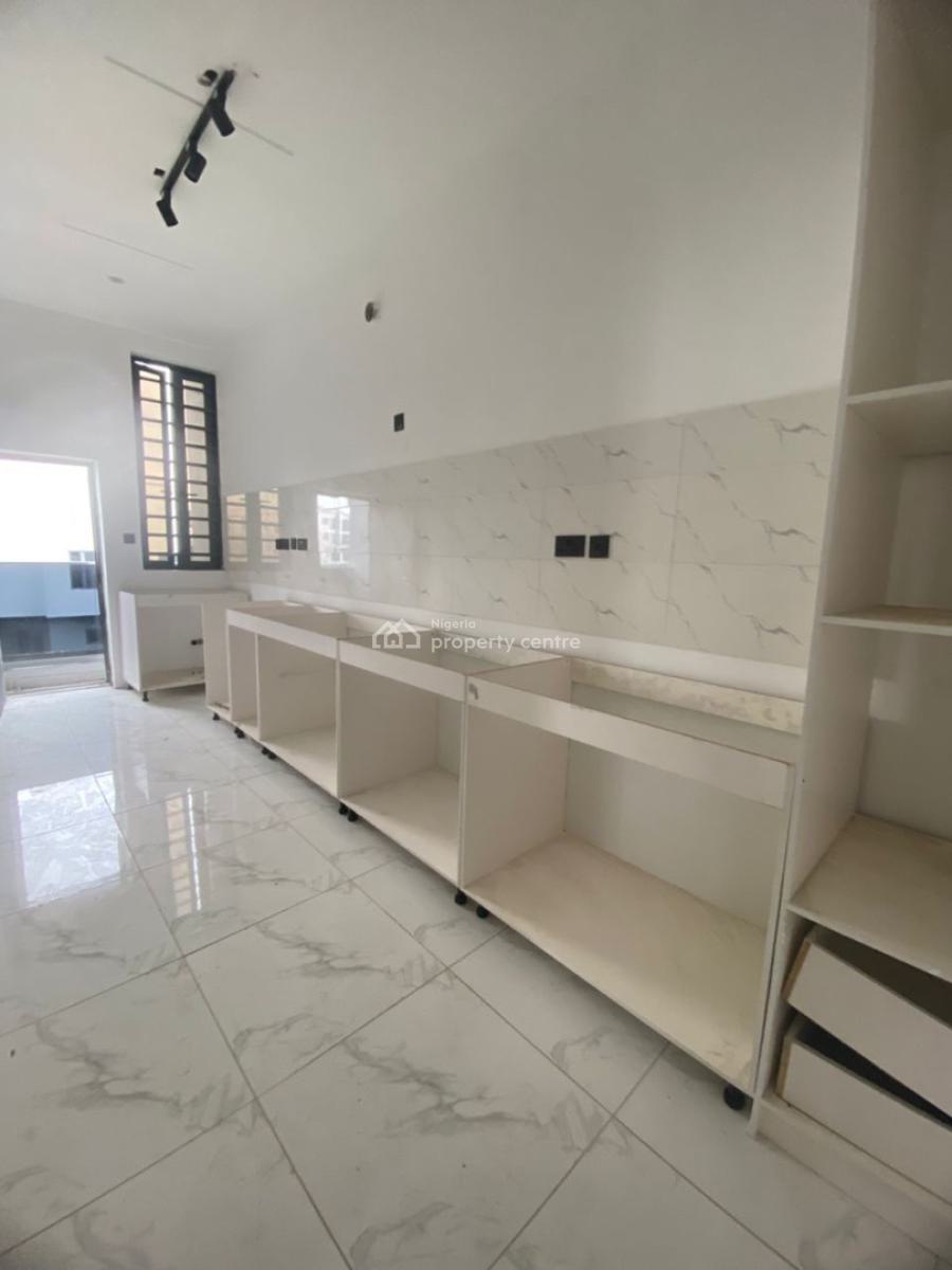 Super Brand New, Ologolo, Lekki, Lagos, Flat / Apartment for Sale