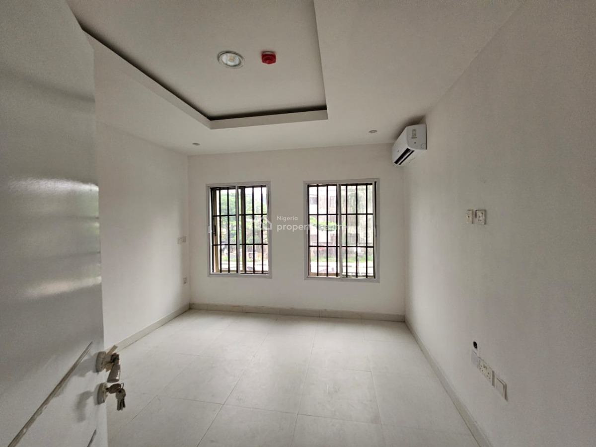 Brand New 3 Bedroom Flat with Bq, Swimming Pool,elevator,ac, Gym, Off Ahmadu Bello Way, Victoria Island (vi), Lagos, Flat / Apartment for Rent