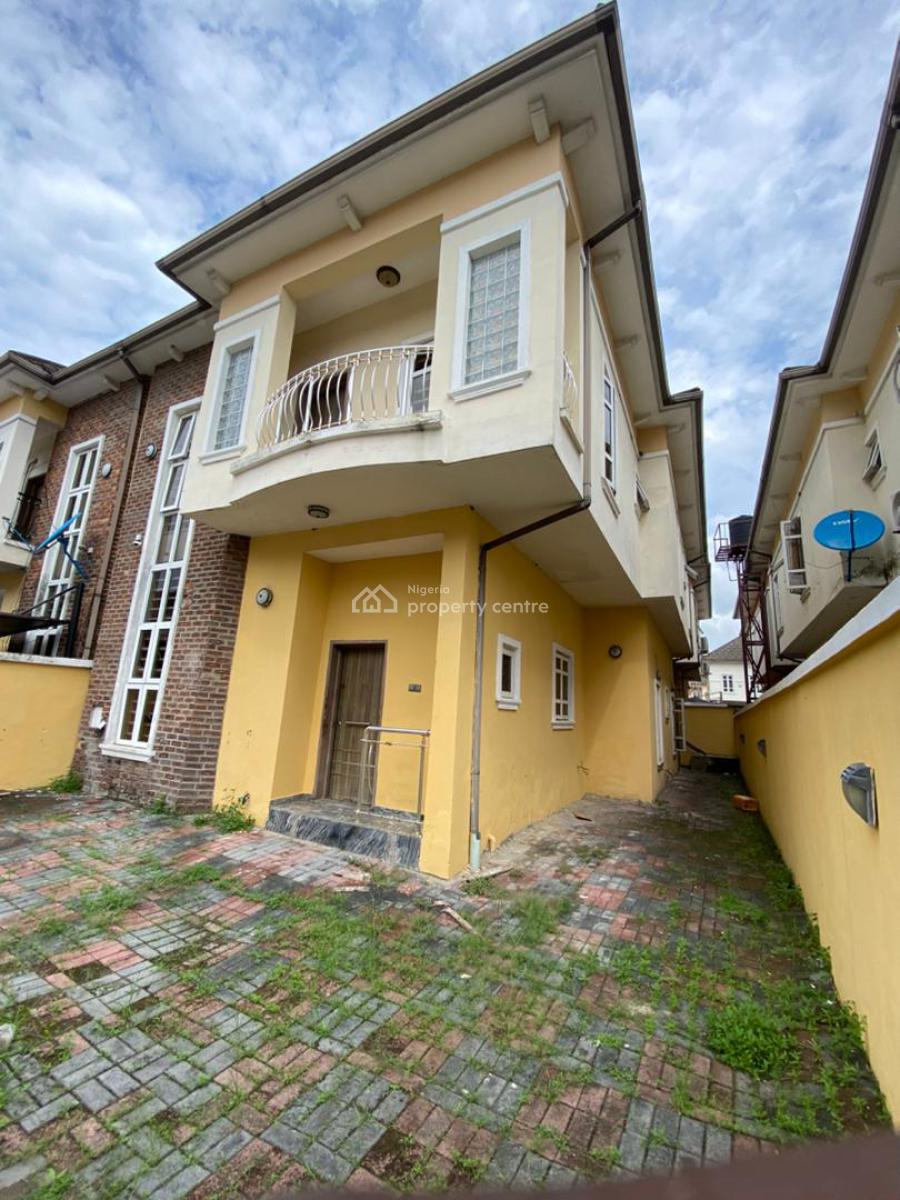 Luxury 4 Bedroom Semi Detached House with Bq, Ologolo, Lekki, Lagos, Semi-detached Duplex for Rent