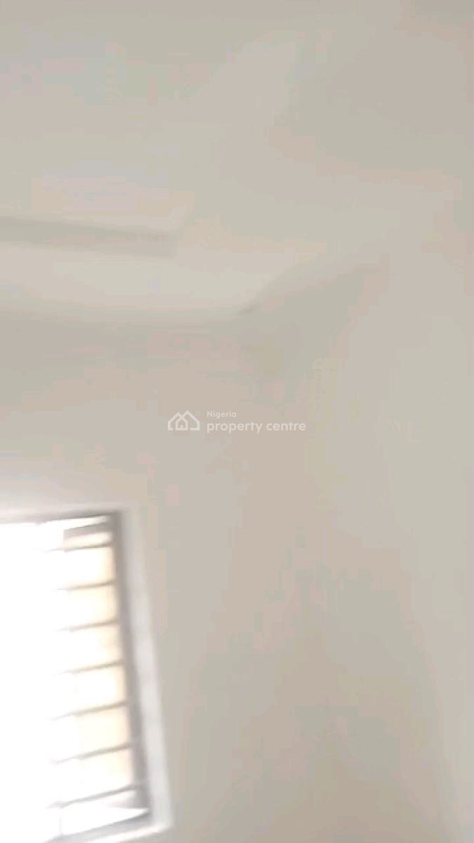 Standard N Executive  Two Bedroom Flat, Sabo, Yaba, Lagos, Flat / Apartment for Rent