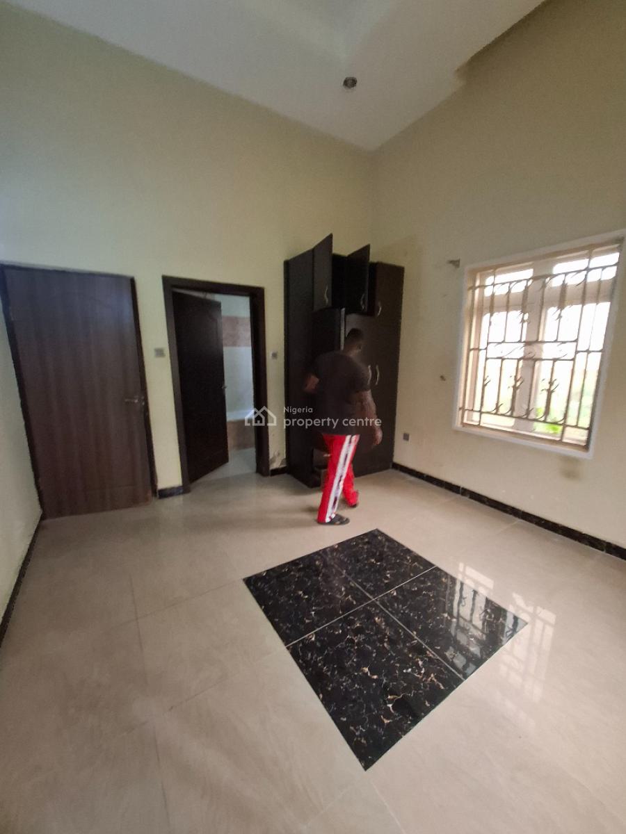 Serviced Two Bedroom Apartment, Guzape District, Abuja, Flat / Apartment for Rent
