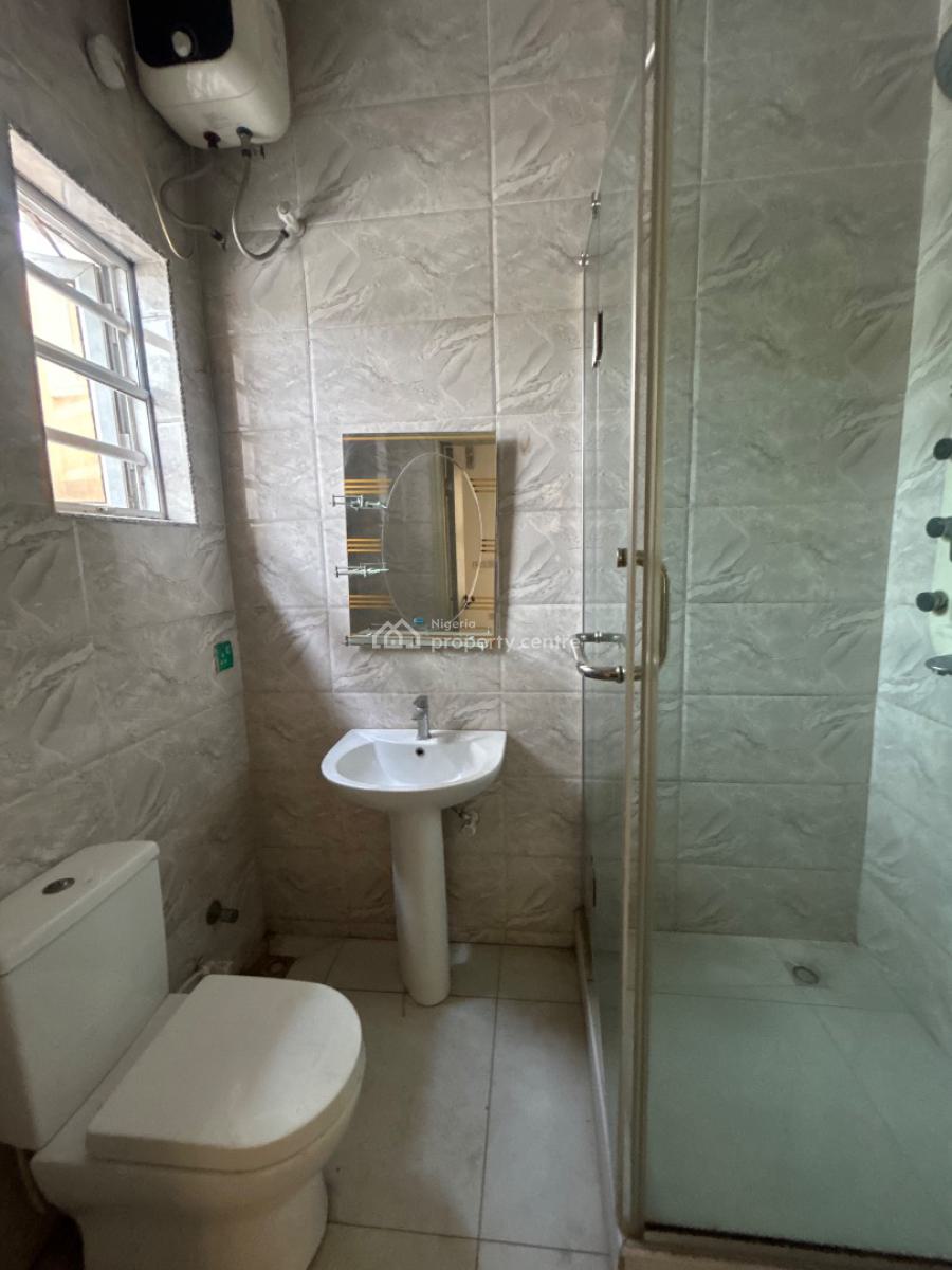 Well Maintained Spacious Self Contain, Osapa, Lekki, Lagos, Self Contain (single Rooms) for Rent