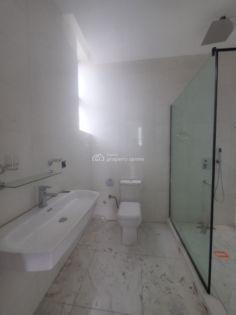 Newly Built 2 Bedroom Apartment with Gym, Pool, Elevator, Lekki Phase 1, Lekki, Lagos, Flat / Apartment for Sale