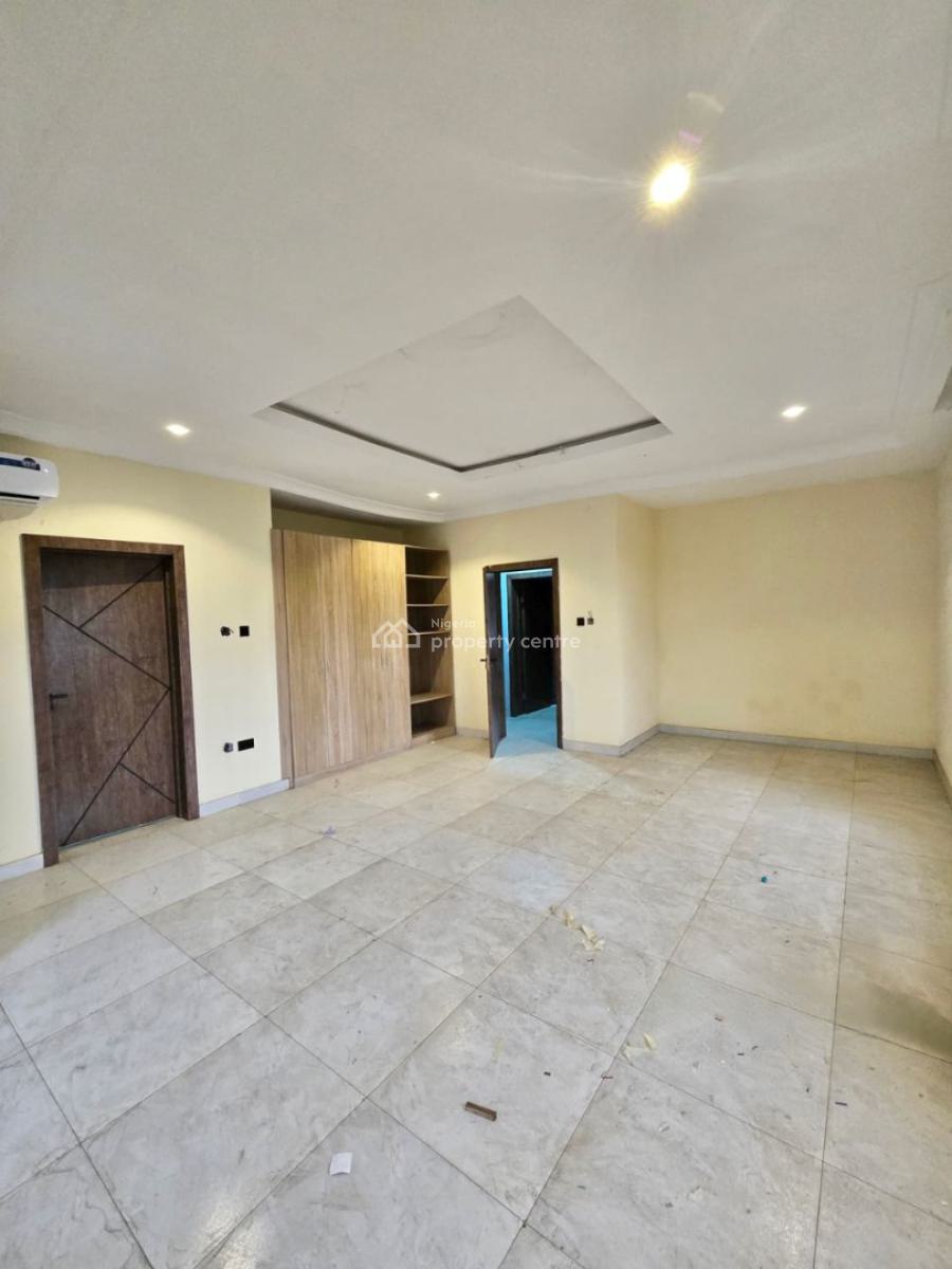 Exquisitely Built 5 Bedroom Terraced Duplex with Bq in a Serene Estate, Maryland, Lagos, Terraced Duplex for Sale