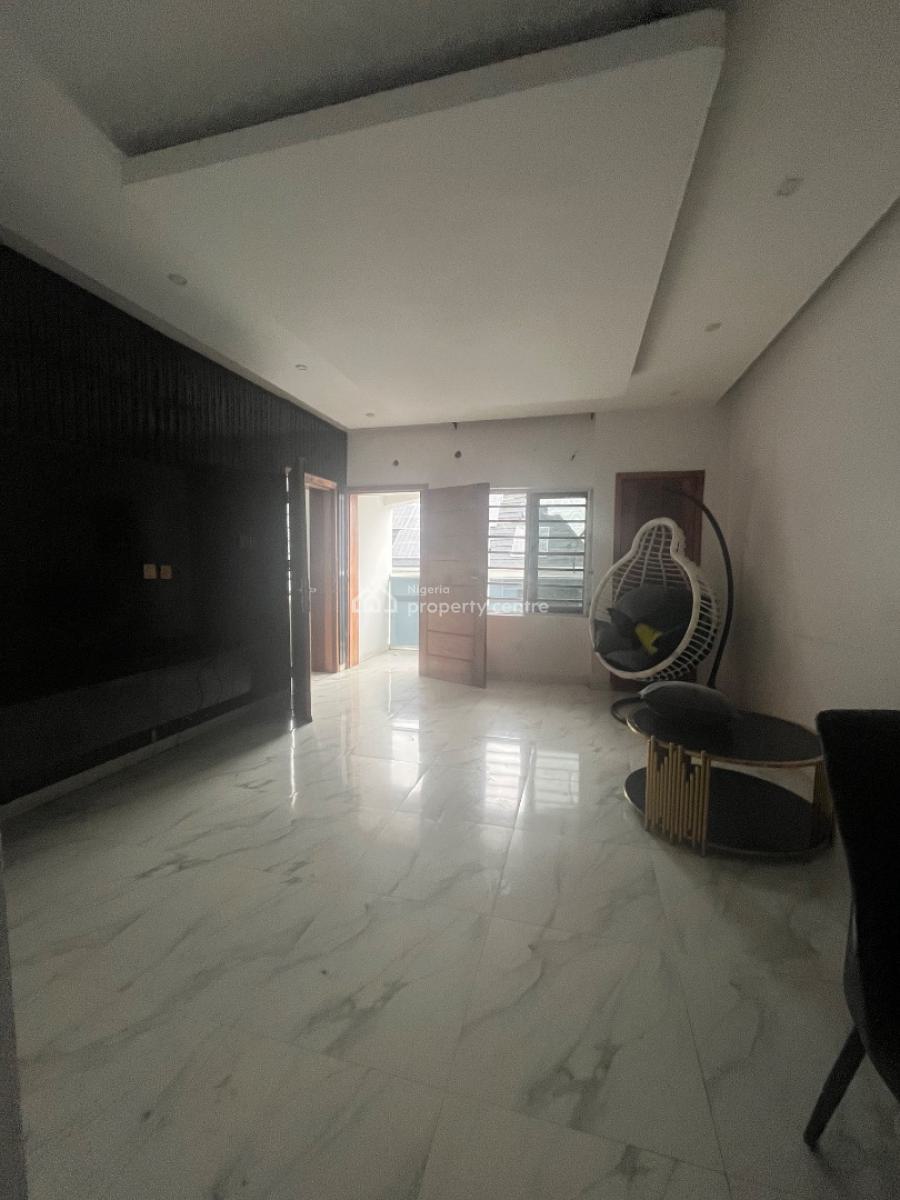 Well Maintained 2 Bedroom Flat, Orchid Road, Lekki, Lagos, Flat / Apartment for Rent