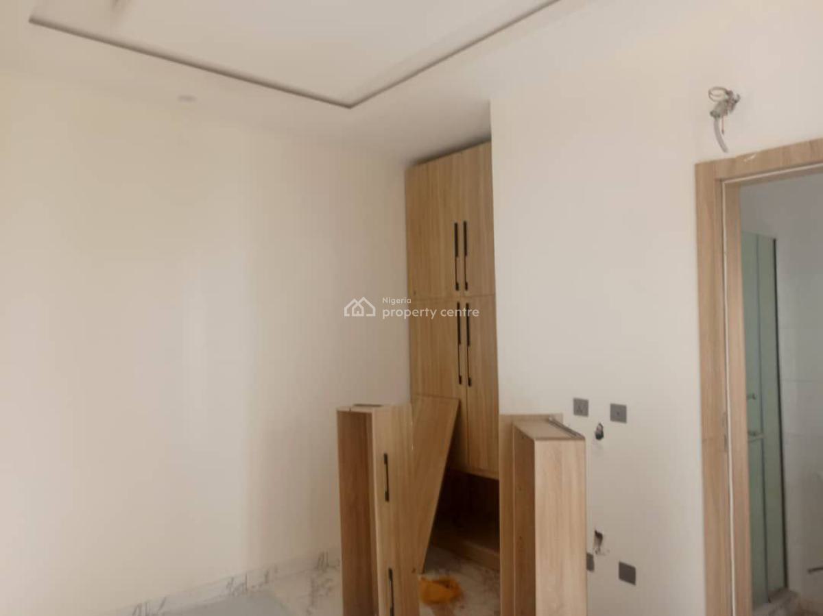 Exquiste Fully Fitted Duplex in a Good Area, Gbagada, Lagos, Terraced Duplex for Sale