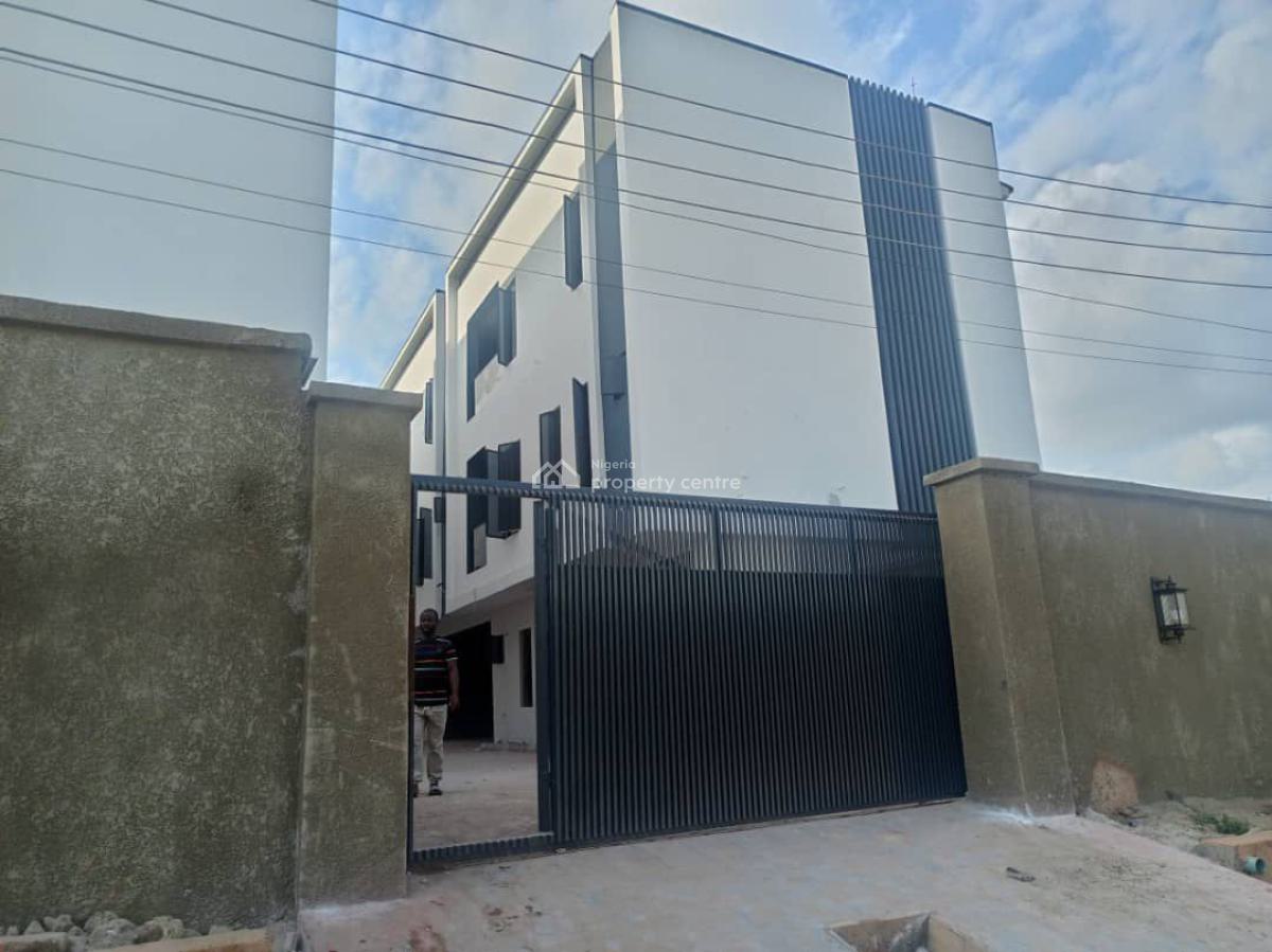 Exquiste Fully Fitted Duplex in a Good Area, Gbagada, Lagos, Terraced Duplex for Sale