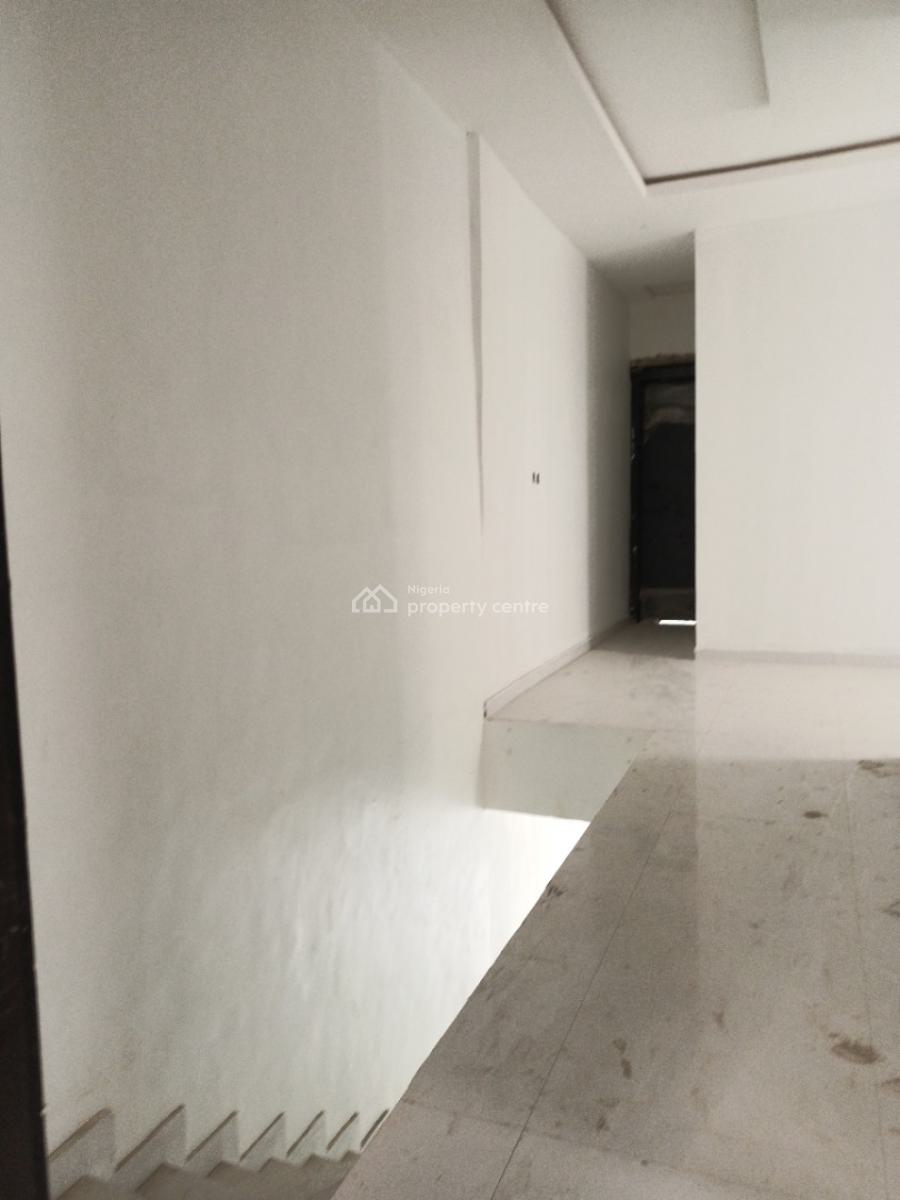 4 Bedrooms Terrace Duplex with Bq, Ikota, Lekki, Lagos, House for Sale