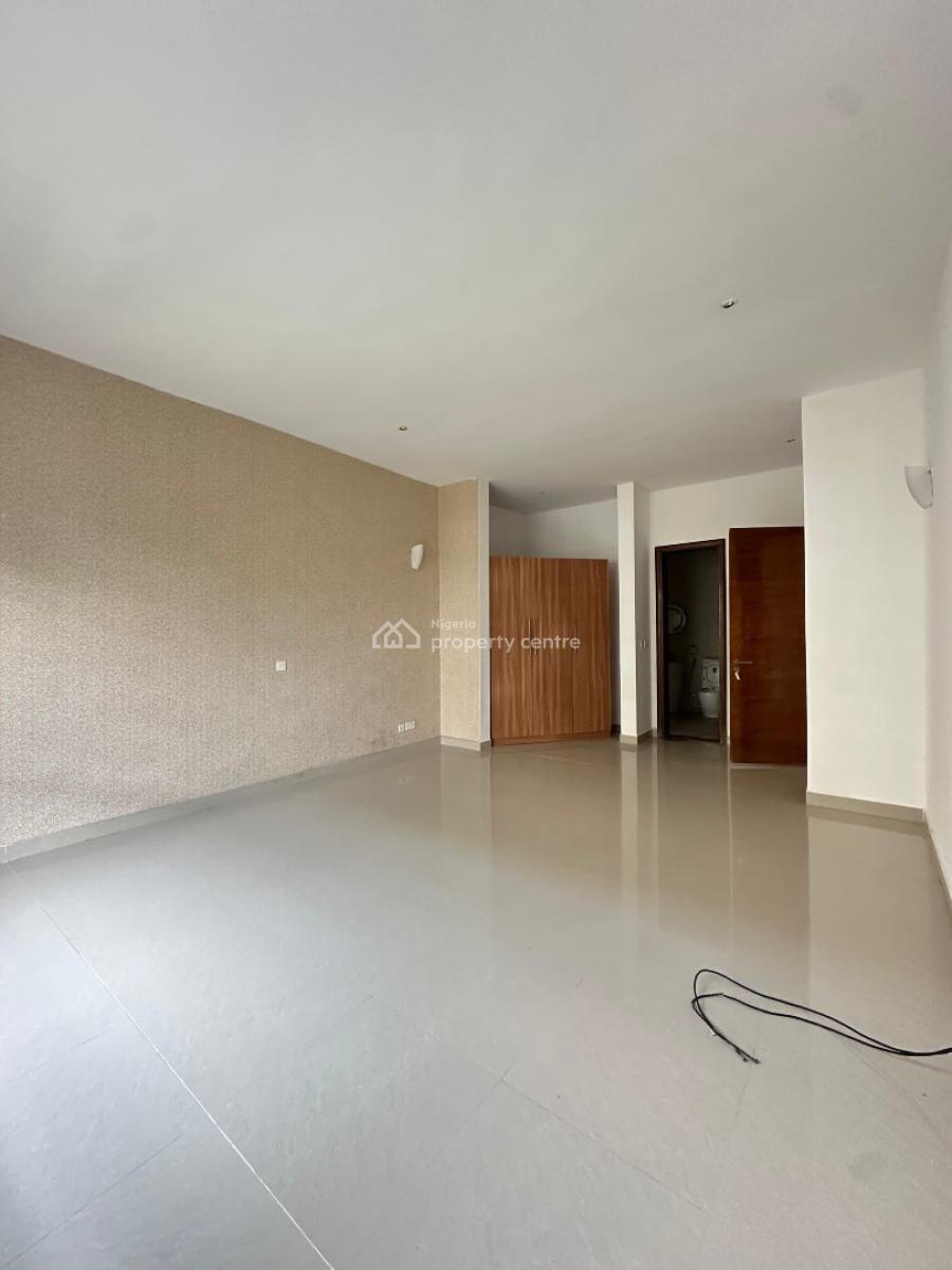 Exquisite 3 Bedroom Waterfront Apartment with Elevator and Swimming Pool, Ikoyi, Lagos, Flat / Apartment for Sale