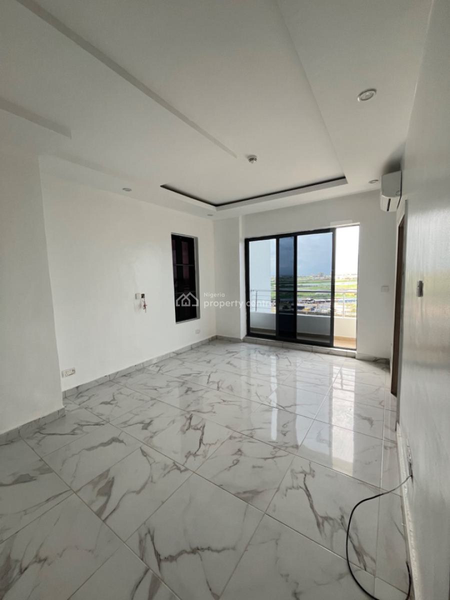 Stunning 2 Bedroom Apartment with Elevator and Swimming Pool, Lekki Phase 1, Lekki, Lagos, Flat / Apartment for Rent