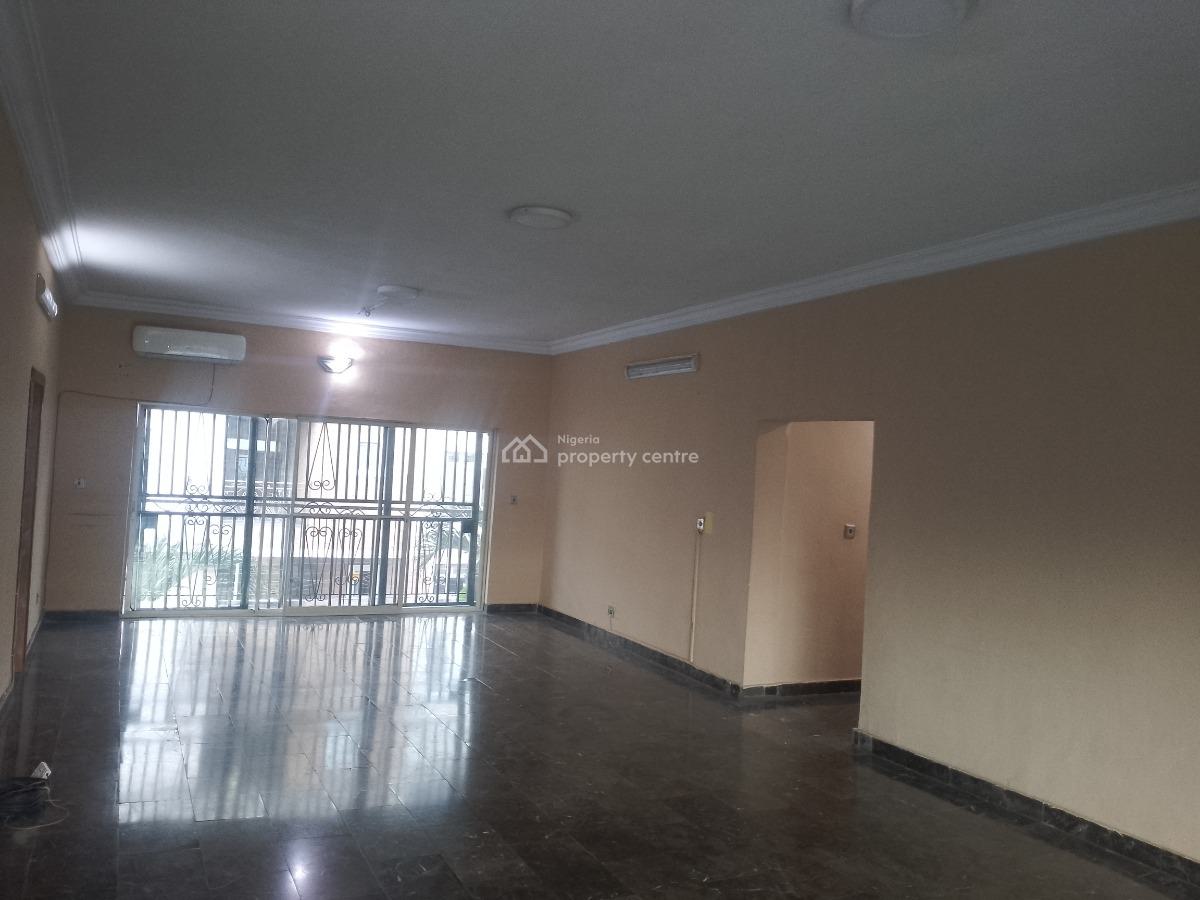 Well Maintained 3 Bedroom Apartment with Bq, Ikeja Gra, Ikeja, Lagos, Flat / Apartment for Rent