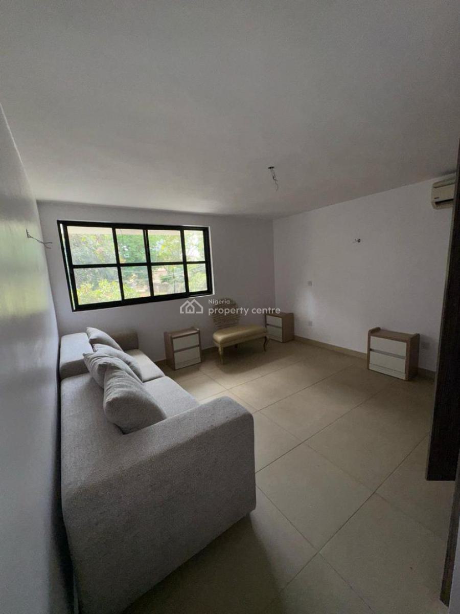 Lovely Apartment with Pool Tennis Court, Old Ikoyi, Ikoyi, Lagos, Flat / Apartment for Rent
