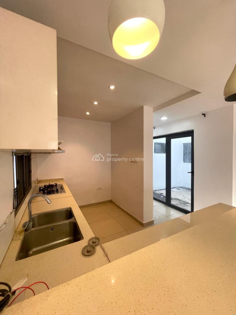 Affordable Luxury 2-bedroom Apartment with Bq and Personal O, Osapa, Lekki, Lagos, Flat / Apartment for Sale