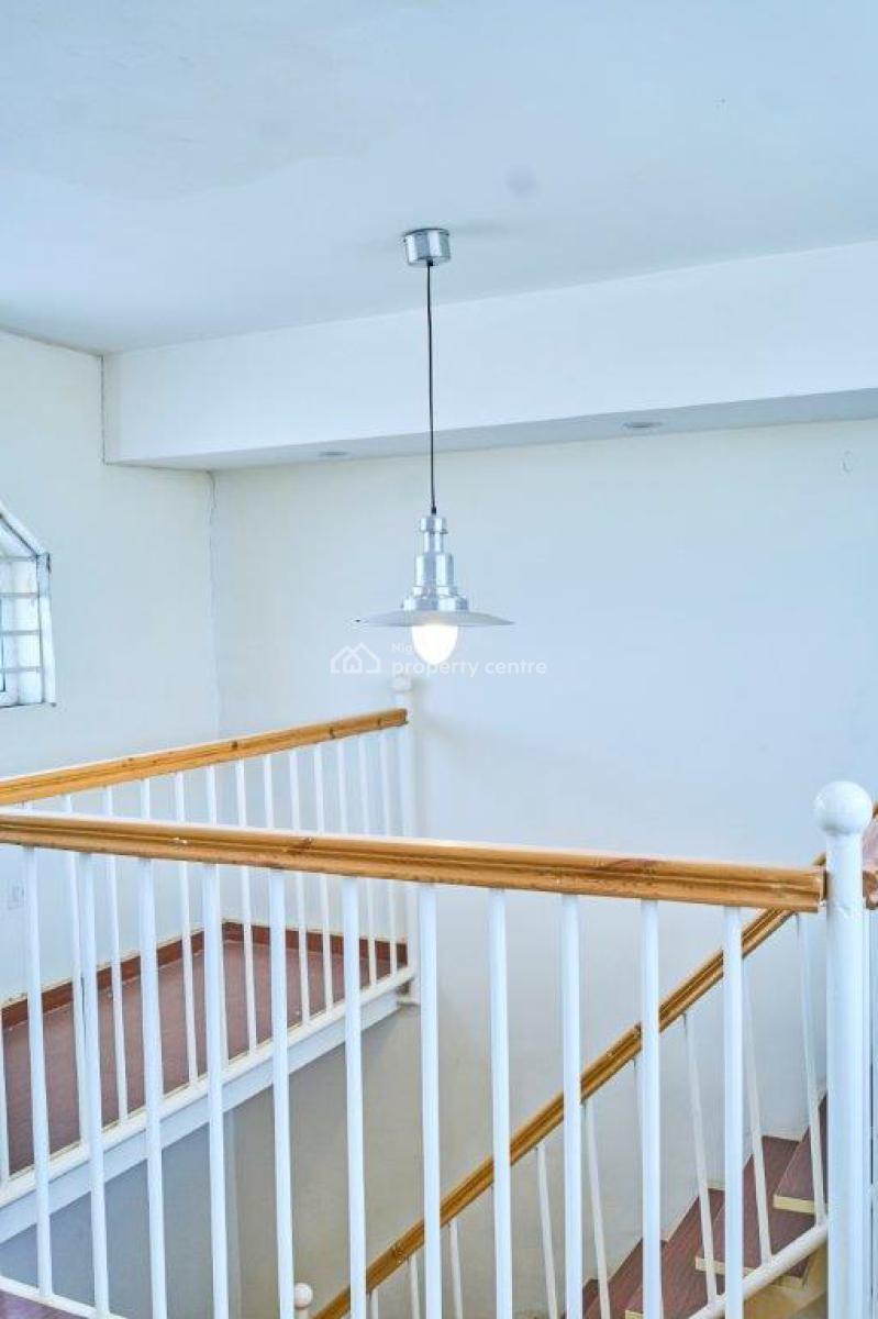 Luxury 18 Bedroom Mansion, Guzape Hills, Guzape District, Abuja, House for Sale