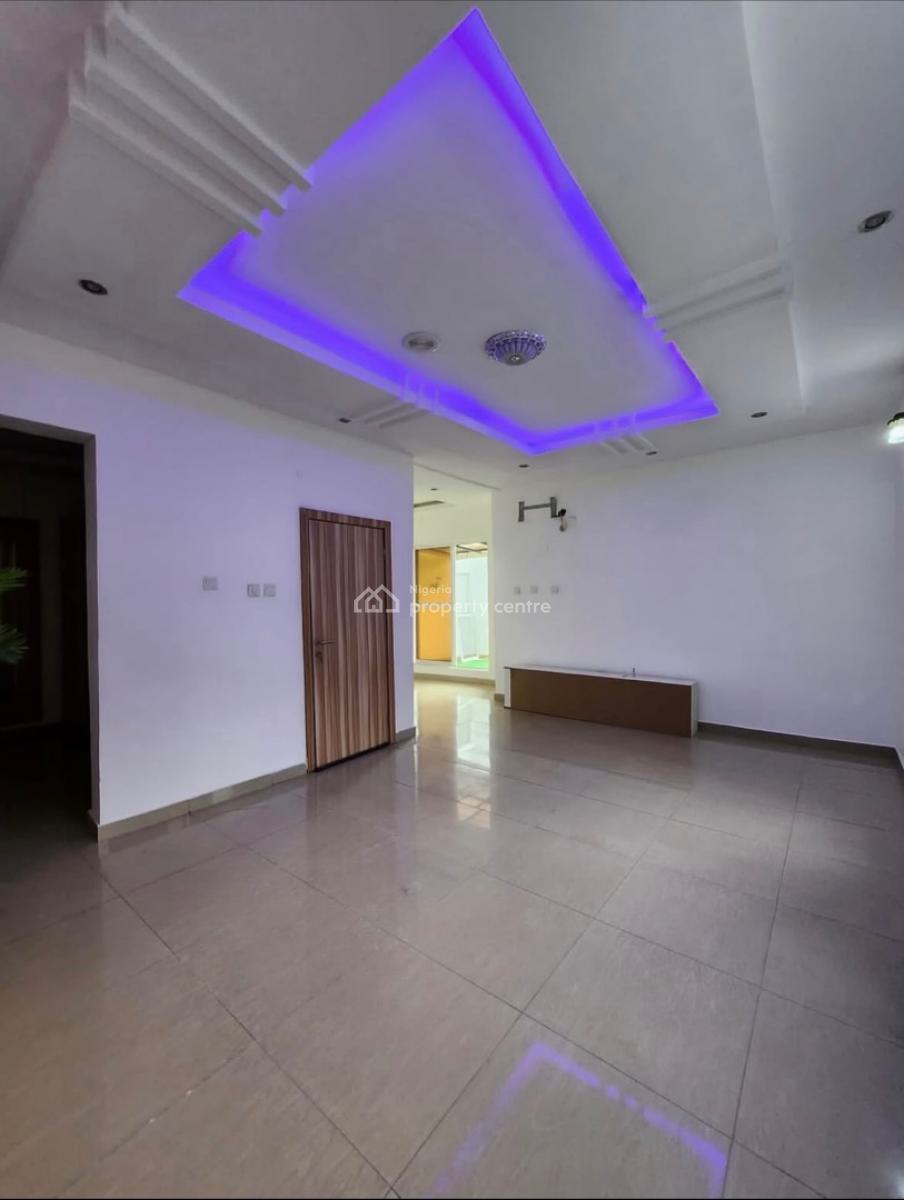 Spacious 4 Bedroom Semi Detached House with Bq, Secound Tollgate Lekki, Lekki Phase 2, Lekki, Lagos, Semi-detached Duplex for Rent