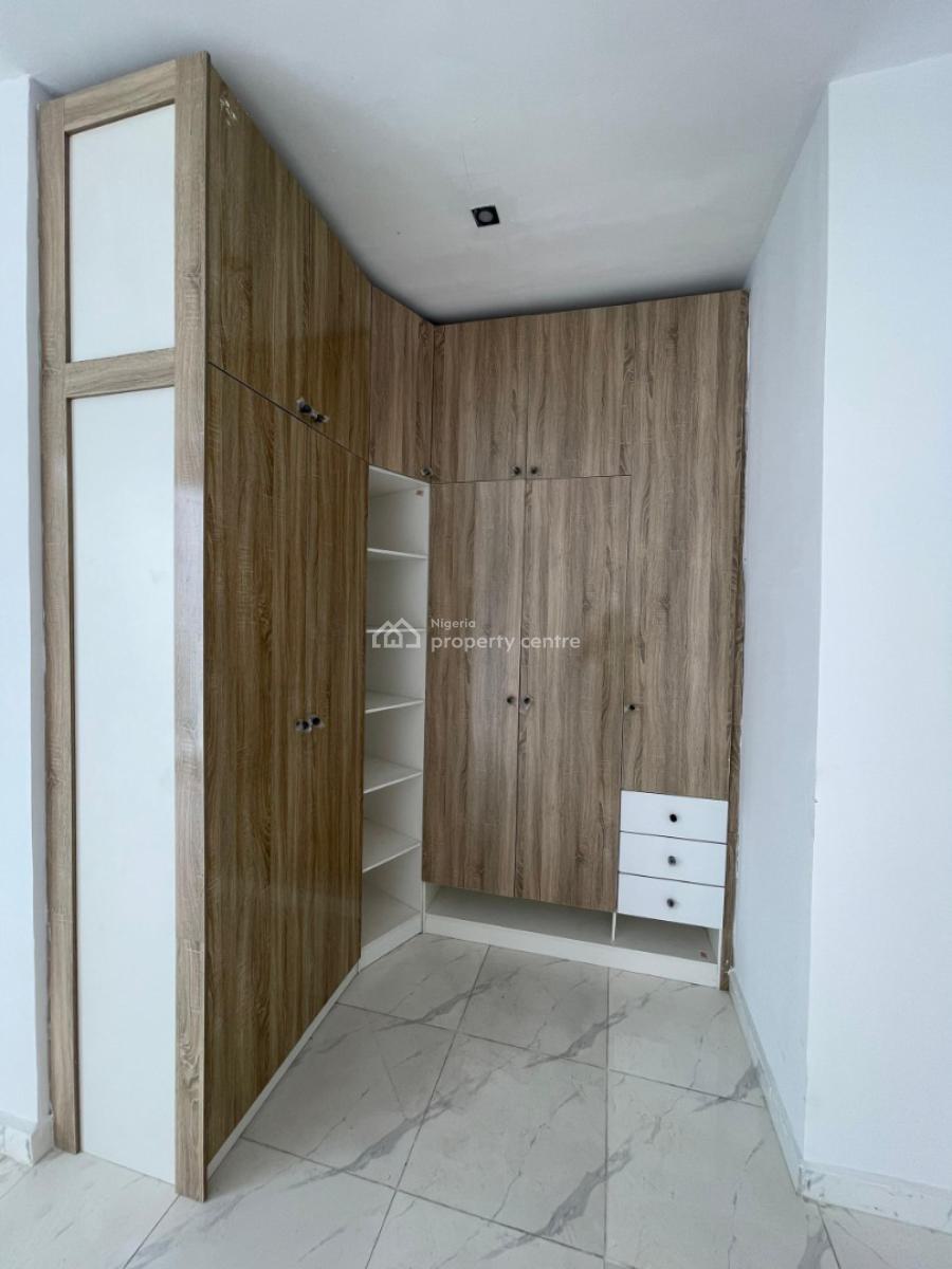 Spacious 4 Bedrooms Terraced Duplex with Bq, Gym and Pool, Vgc, Lekki, Lagos, Terraced Duplex for Sale