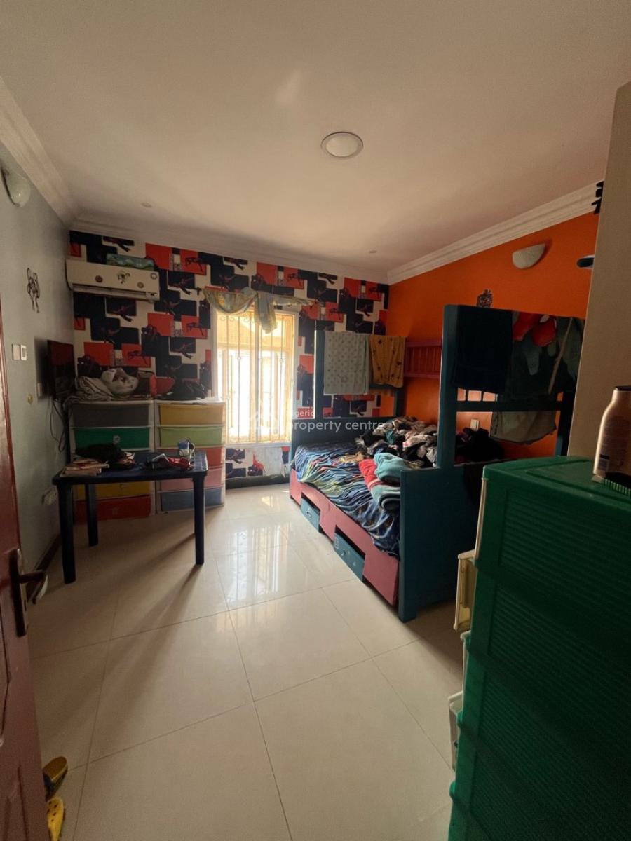 Luxurious Supperditress 3 Bedrom Flat with Bq in a Nice Estate Chevron, Chevron Lekki, Lekki, Lagos, Block of Flats for Sale
