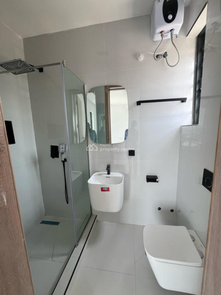 Spaciously Built 2 Bedroom Apartment with Elite Features, Ikate Elegushi, Lekki, Lagos, Flat / Apartment for Sale