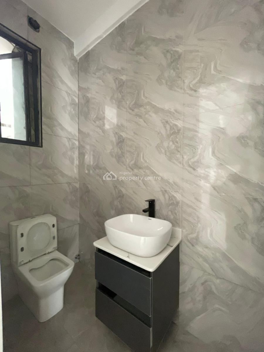 Elegant 2 Bedroom Apartment with Elevator & Pool in a Secured Location, Ikate Elegushi, Lekki, Lagos, Flat / Apartment for Sale
